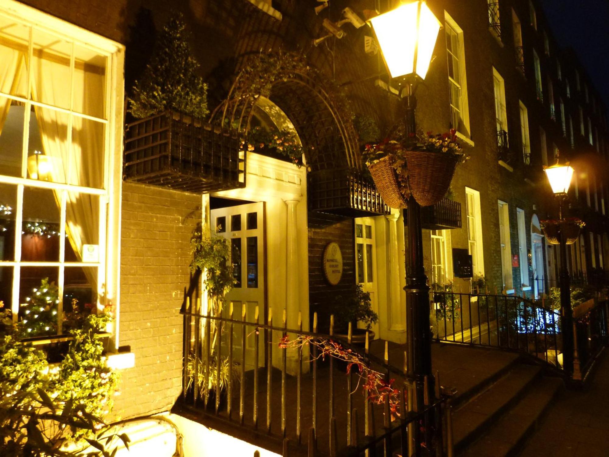 Russell Court Hotel Dublin Eksteriør billede